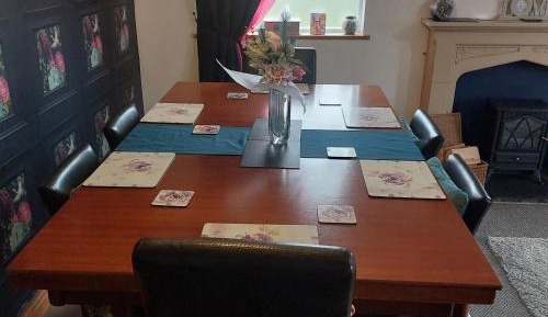 Bungalow (5 Adults)