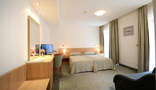 Special Offer - Family Room (2+2)
