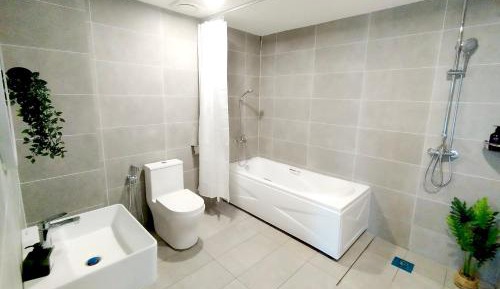 Two-Bedroom Deluxe Apartment