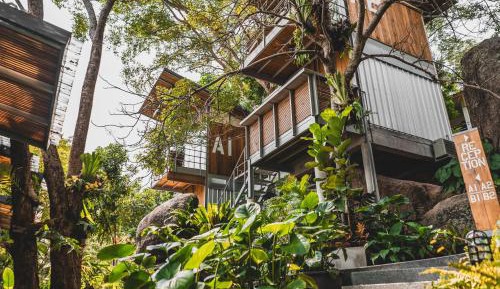 Single Room with Mountain View
