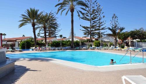 One-Bedroom Bungalow