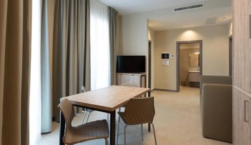 Suite Apartment