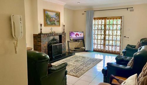Five-Bedroom Apartment