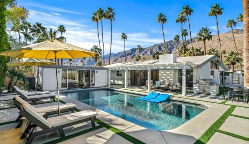 Four-Bedroom Vacation Home