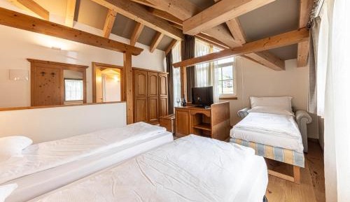 Triple Room with Balcony