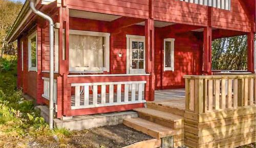 Two-Bedroom Holiday Home