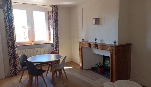 Superior One-Bedroom Apartment