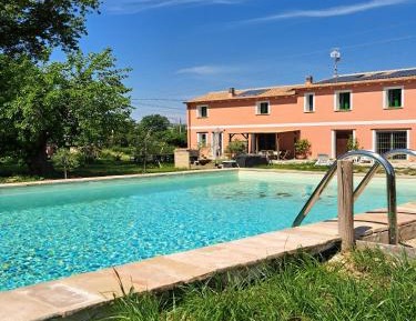 Villa with Garden View