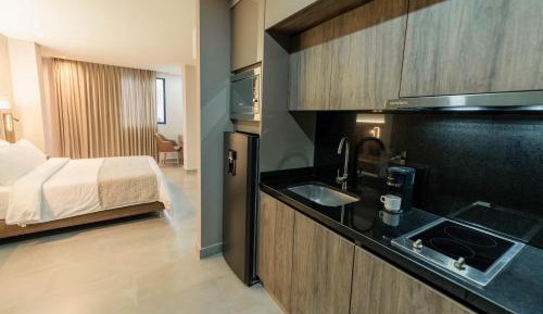 Queen Suite