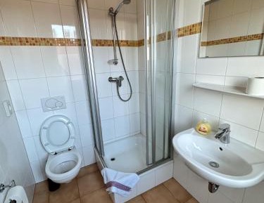 Triple Room with Private External Bathroom