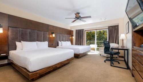 King Room with Two King Beds