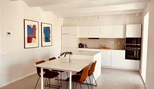 Three-Bedroom Apartment - High Floor