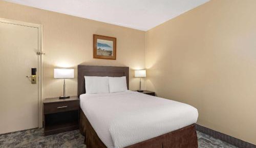 Standard Double Room - Non-Smoking