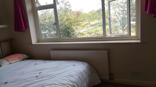 Economy Triple Room