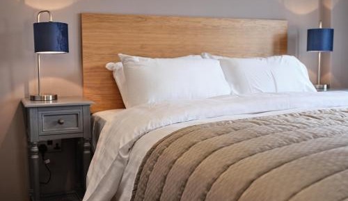 Deluxe Double Room with Bath