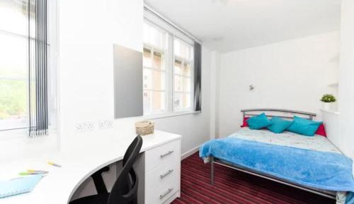 Single Room with Private Bathroom