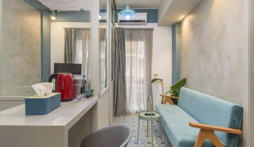 Studio Apartment with Balcony