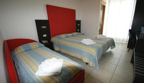 Triple Room (3 Adults)