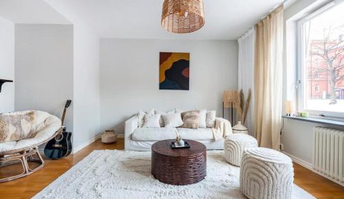 Two-Bedroom Apartment with City View