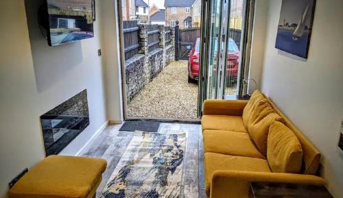 One-Bedroom Apartment - Non-Smoking