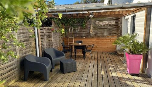 Holiday Home (2 adults)