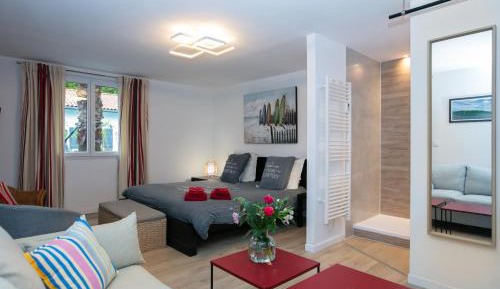 Triple Room with Pool View