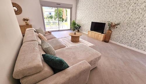 Three-Bedroom Superior Apartment