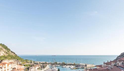 Studio with Sea View