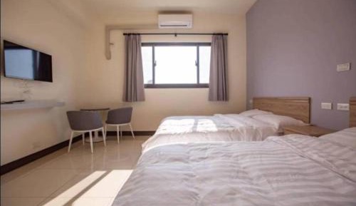 Large Double or Twin Room