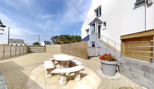 Three-Bedroom Vacation Home 