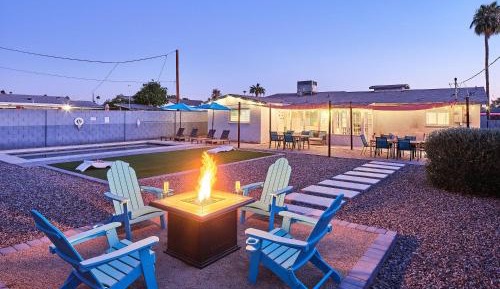 Five-Bedroom Holiday Home