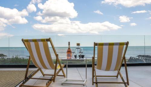 Villa - Beach Front