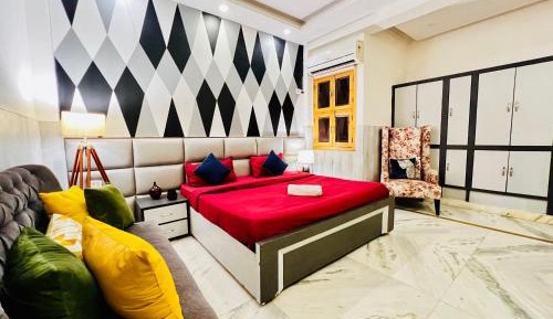 Superior King Room