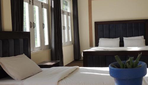 King Room with Mountain View