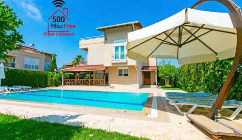 Four-Bedroom Villa with Private Pool