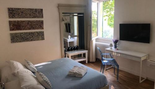 Large Double Room