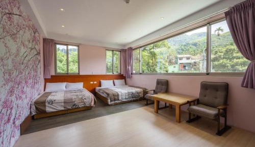 Quadruple Room with Garden View