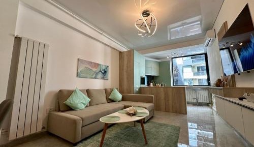 One-Bedroom Apartment with Sea View