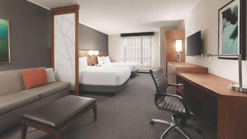 Queen Room with Two Queen Beds and Sofa Bed