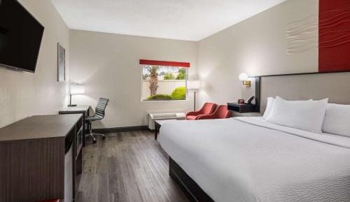 King Room - Non-Smoking