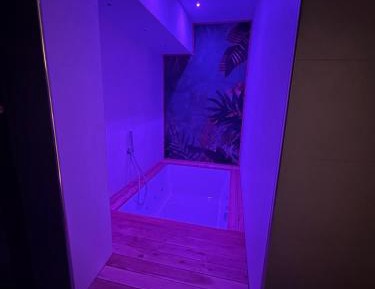 Suite with Spa Bath