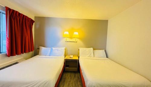 Quadruple Room - Non-Smoking