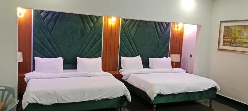 Premium Quadruple Room