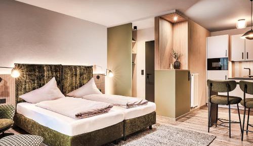 One-Bedroom Apartment with Garden