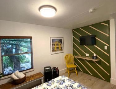 Queen Room