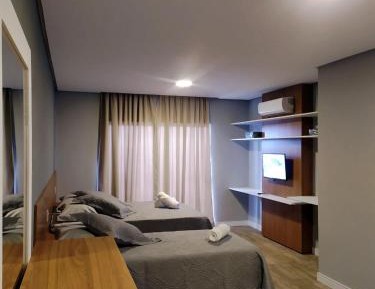 Deluxe Room (1 adult + 1 child)