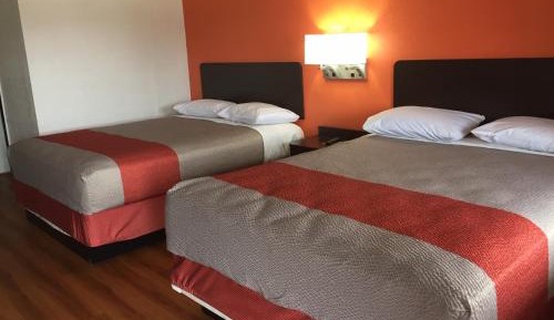 Deluxe Queen Room with Two Queen Beds