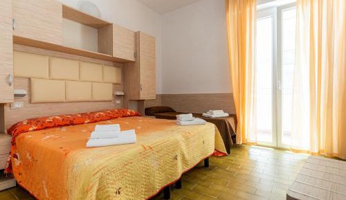 Deluxe Triple Room with Sea View