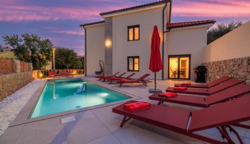 Villa with Private Pool