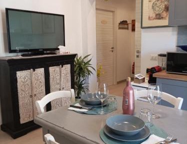 Double Room (1 Adult + 1 Child)